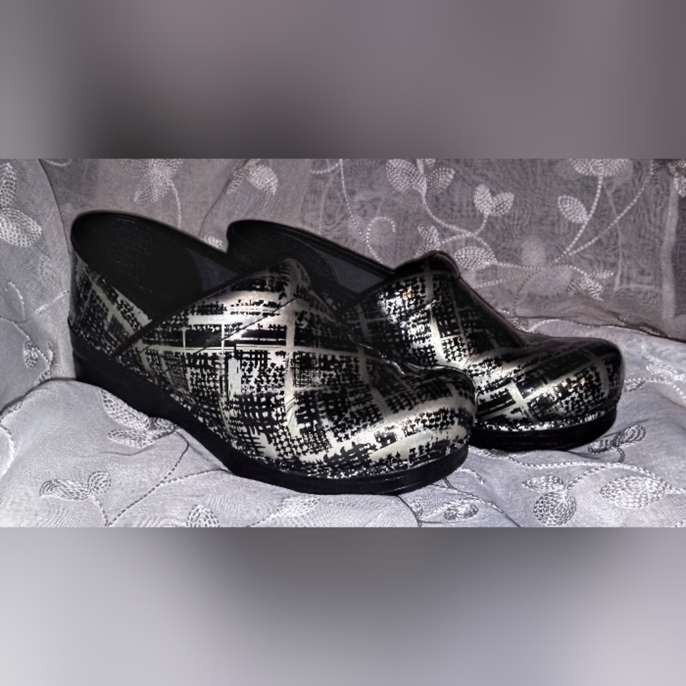 Dansko Professional Womens Shoes Nursing Shoes Size 38/7.5
